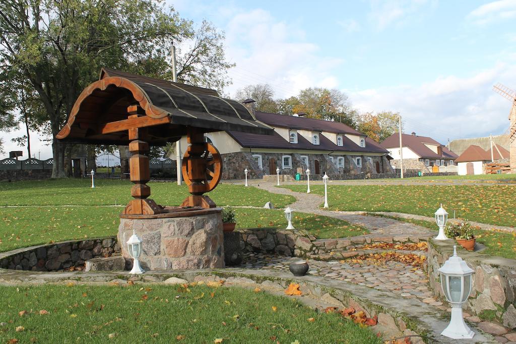 Karalinski Falvarok Tyzengauza Hotel Korolino  Zewnętrze zdjęcie